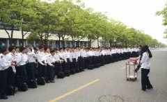 280名男生為唯一女生慶生，不要太幸福