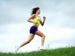 夏日不要盲目的運(yùn)動，一定要采取科學(xué)的方式！