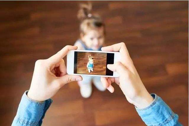 社交網(wǎng)絡(luò)曬娃，你問過娃的意見嗎？
